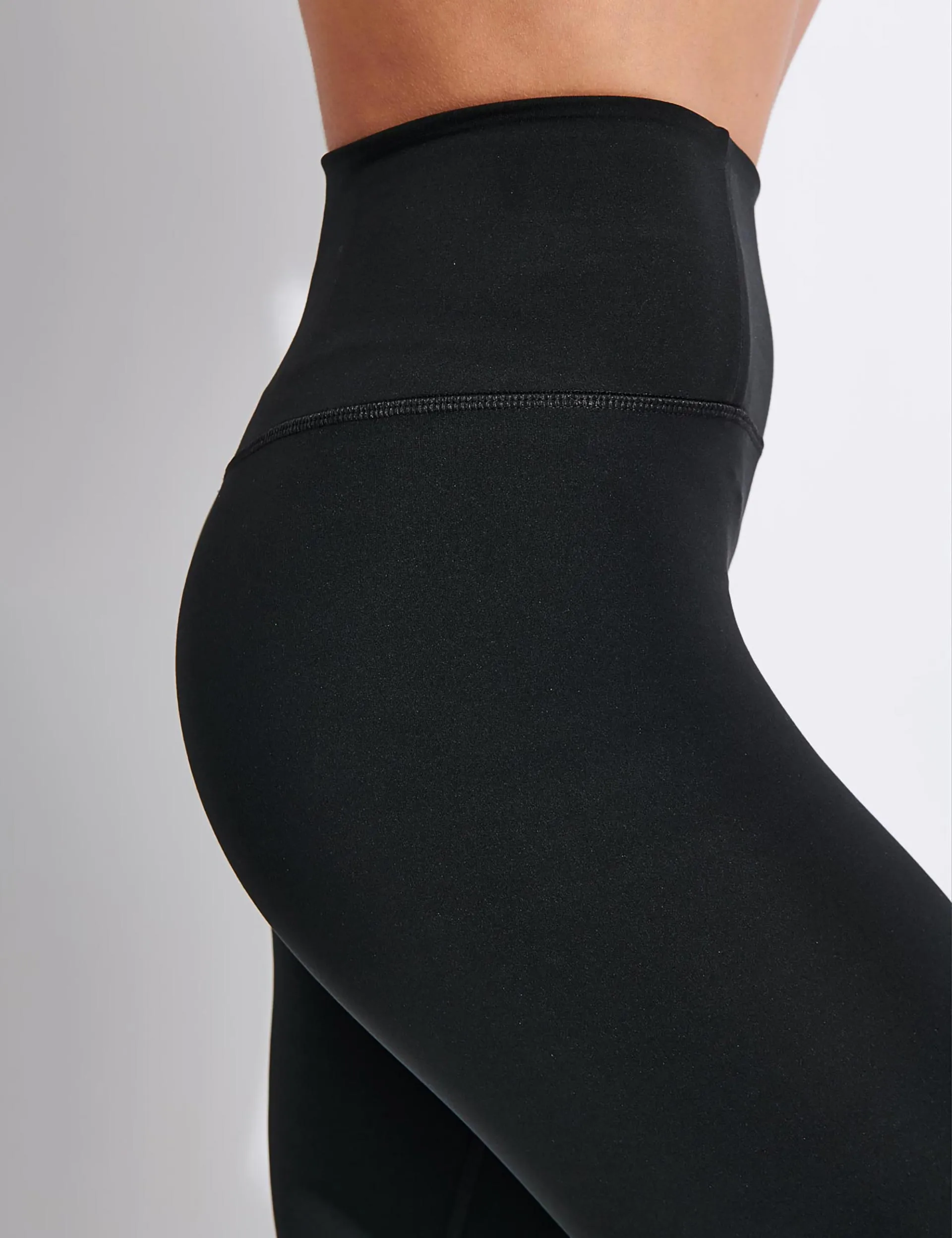 FLOAT High Waisted Legging - Black