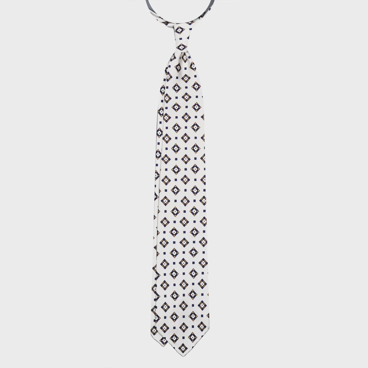 F.Marino Silk Tie 3 Folds Diamonds White