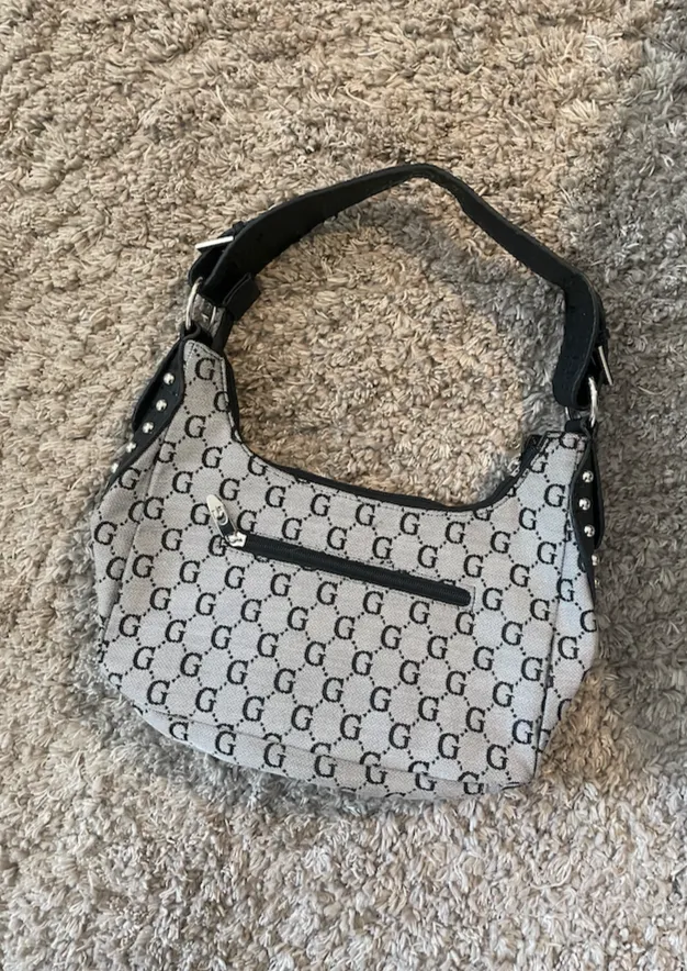 Monogram Shoulderbag