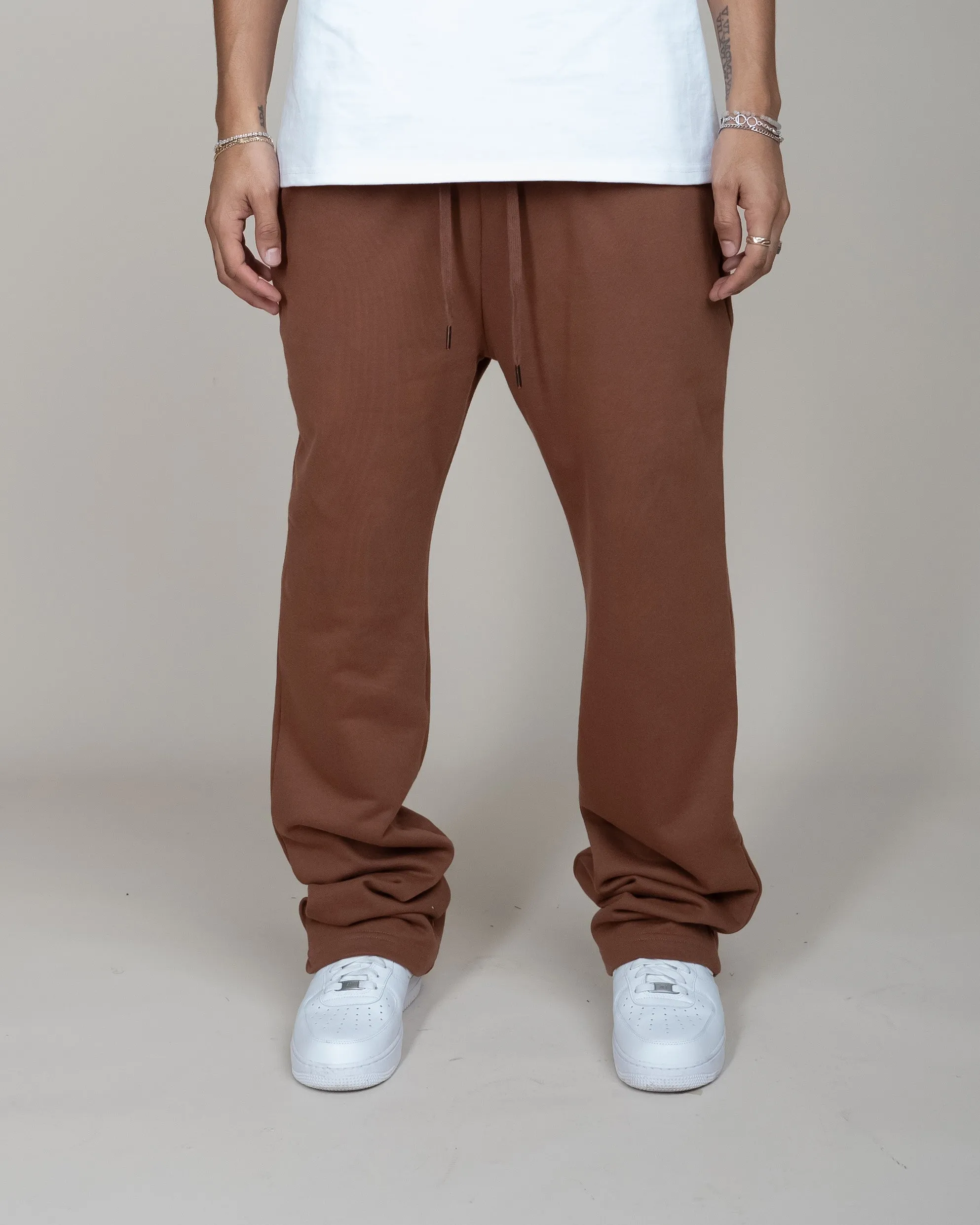 PERFECT FLARE SWEATPANTS-BROWN