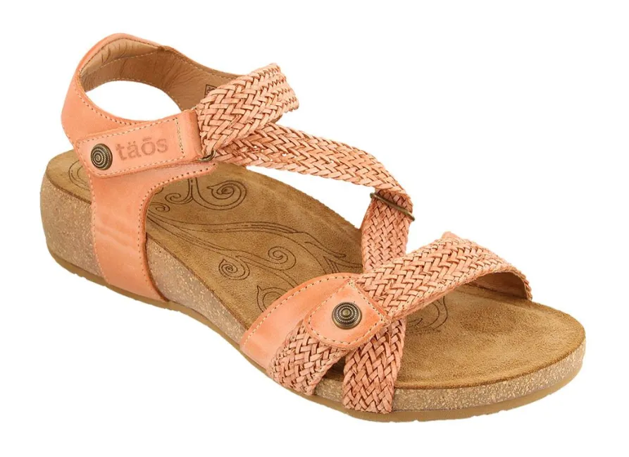 Taos Womens Trulie Sandal- Cantaloupe